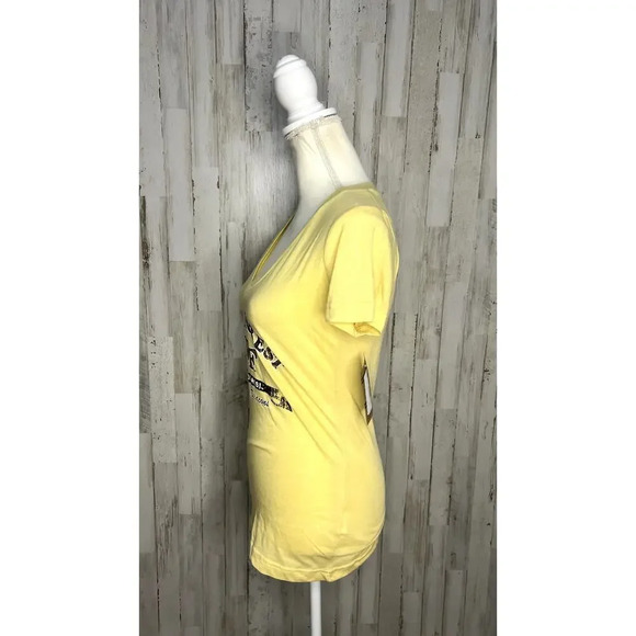 NWT Rivalry Threads Wake Forest NCAA Women's V-Neck Tee Old Gold Size Small - Picture 4 of 5